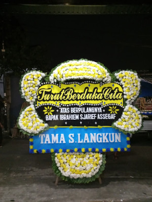 Papan Bunga Duka di Ledo