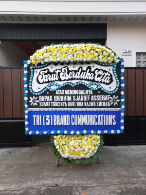 Papan Bunga Duka di Ledo